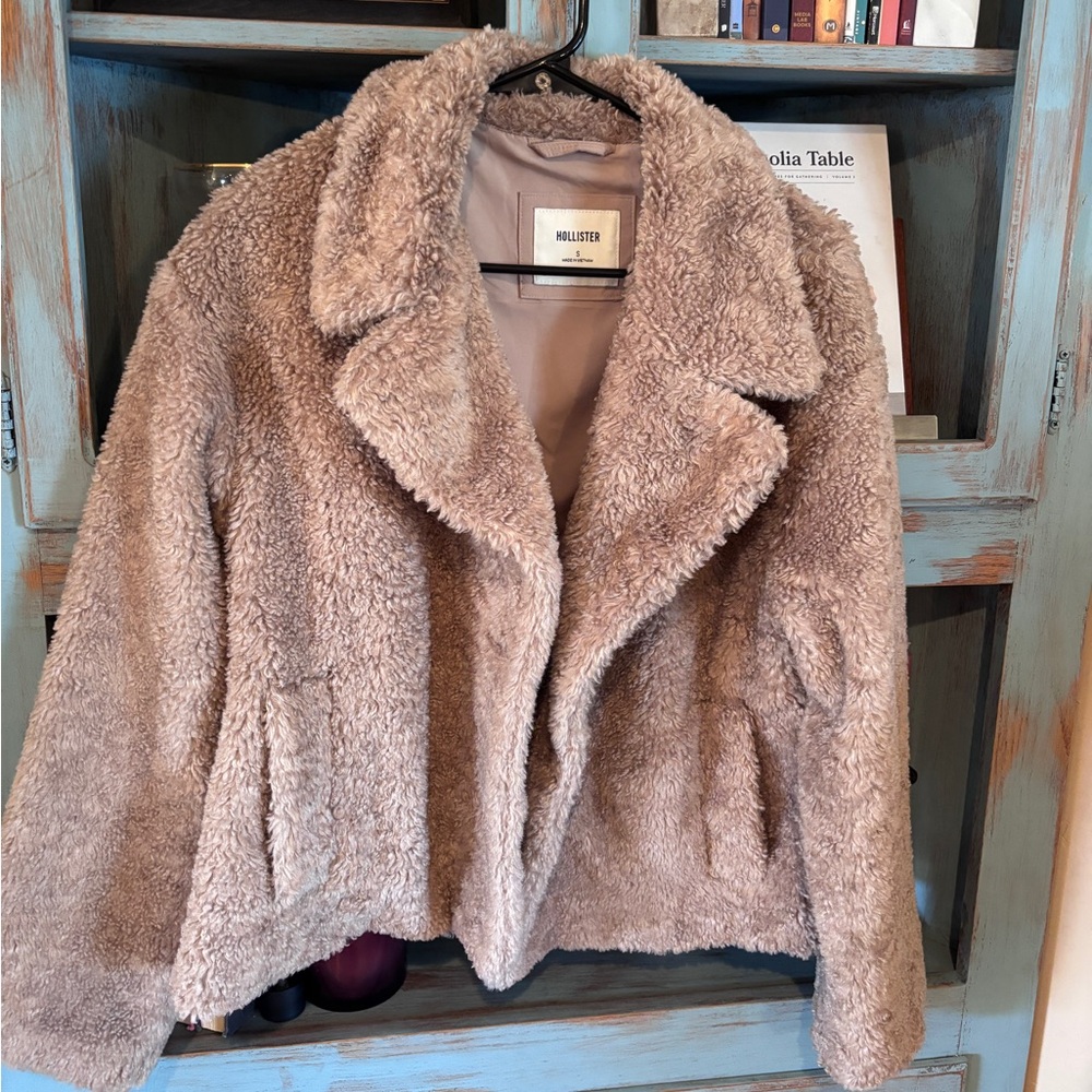 Hollister size small jacket - Picture 2 of 12
